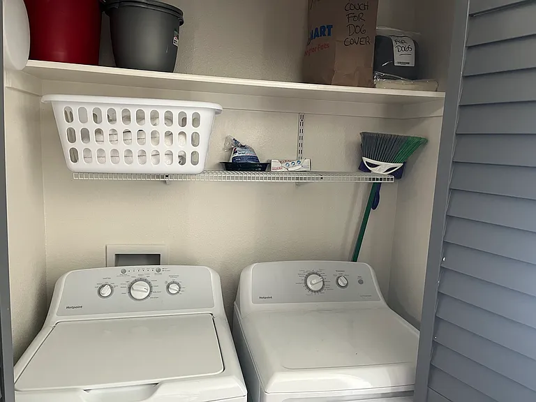 324 N Loomis Ave — Photo 10