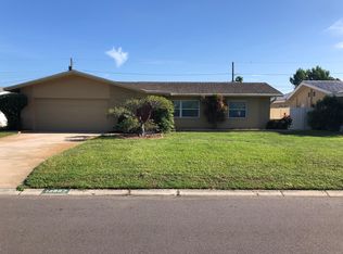 13867 Jamaica Dr, Seminole, FL 33776
