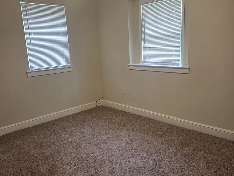 1 Woodmont Ln — Photo 5