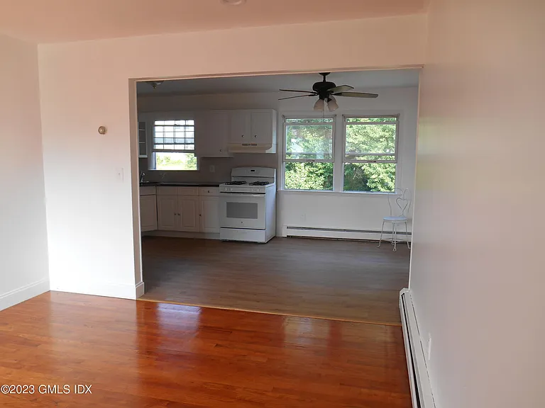 38 Gerry St #2 — Photo 9