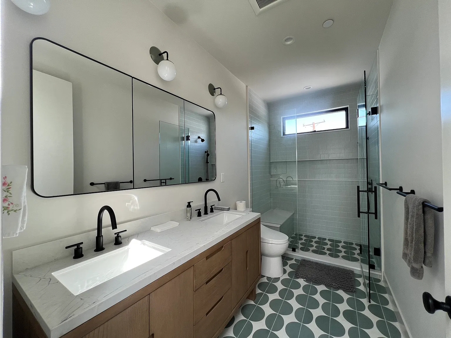 2 bed, $6,500 — Photo 4