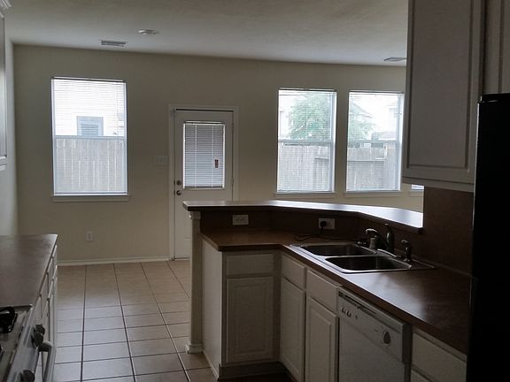 4th image of 12402 Oriole Lake Way
