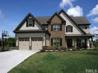 608 Nottely Pl, Cary, NC 27519