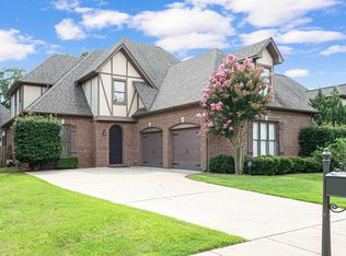 2040 Arbor Hill Pkwy, Birmingham, AL 35244