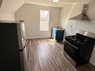 1230 Center St #3, Racine, WI 53403