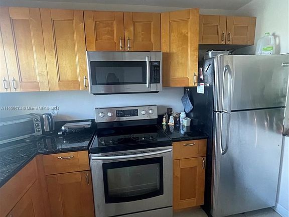 4th image of 8400 Sunrise Lakes Blvd APT 310