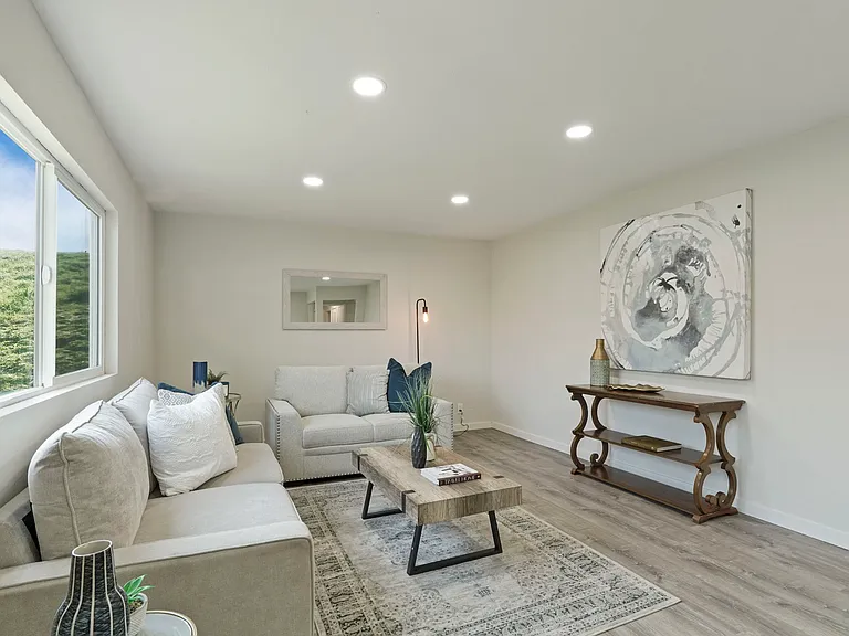 1750 Taylor Rd — Photo 7