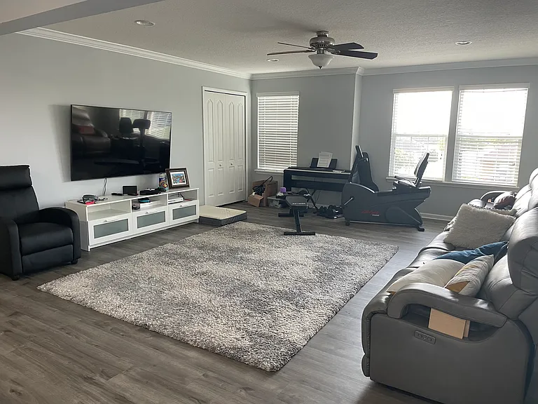 420 Porta Rosa Cir — Photo 10