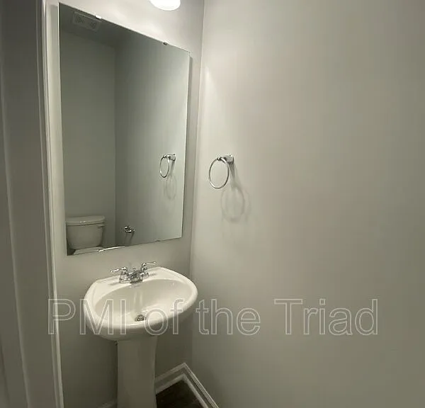 3005 Mackay Pointe Ln — Photo 4