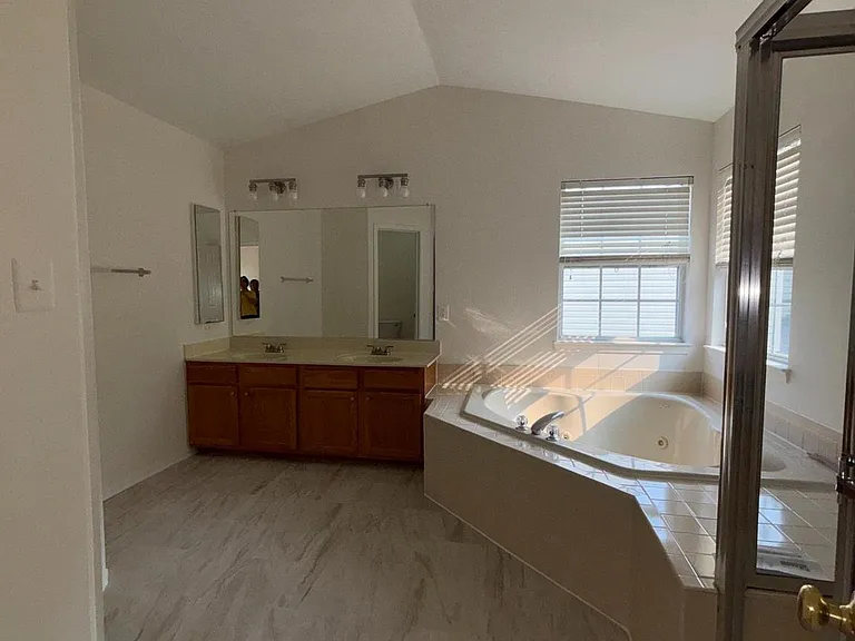 44331 Ladiesburg Pl — Photo 11
