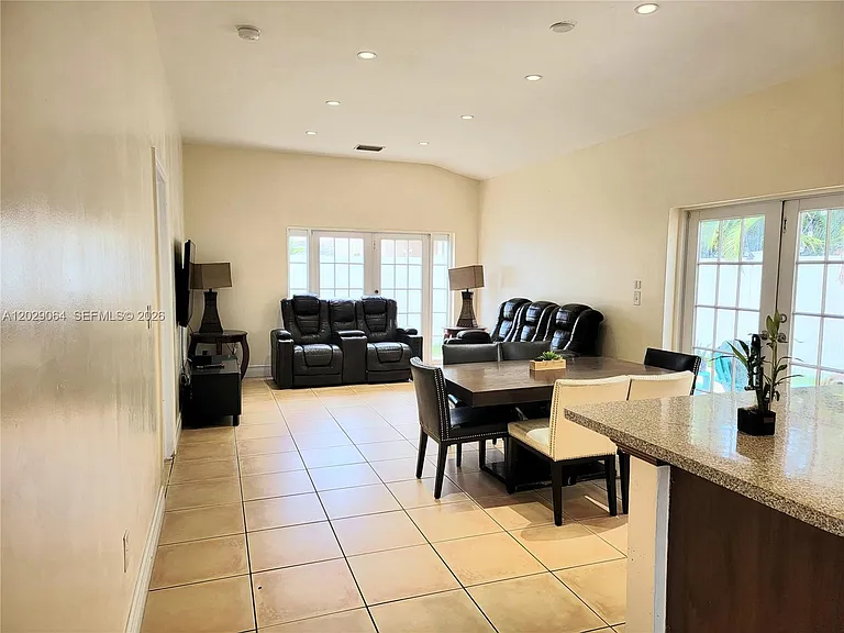 5267 NW 186th Ln — Photo 12
