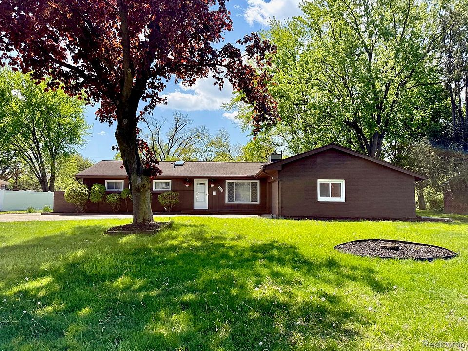 1st image of 30840 Rock Creek Dr
