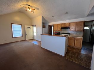 1919 N Lyon Ave, Springfield, MO 65803