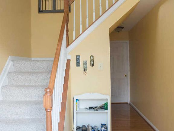 3rd image of 6108 Asher Ct