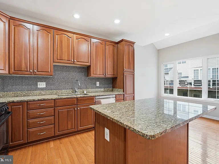 25196 Whippoorwill Ter — Photo 15