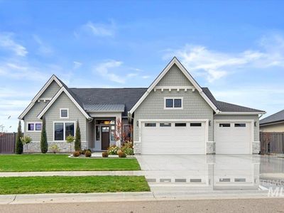 2735 N Fruniz Ave, Eagle, ID, 83616