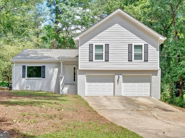 3302 Creekway Dr, Decatur, GA 30034