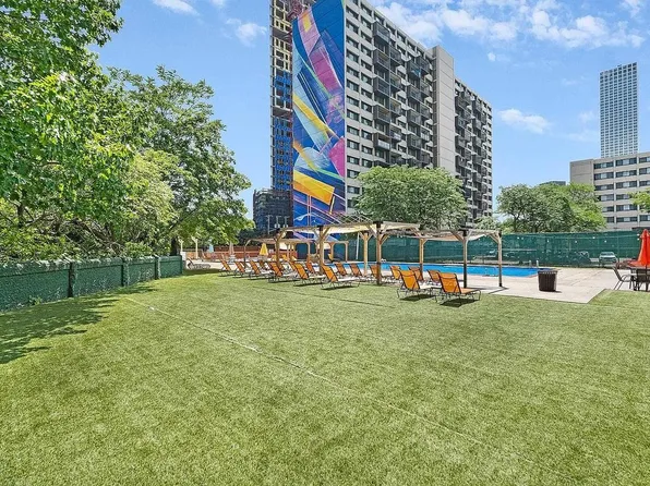 10 Huron Avenue image 32 of 35