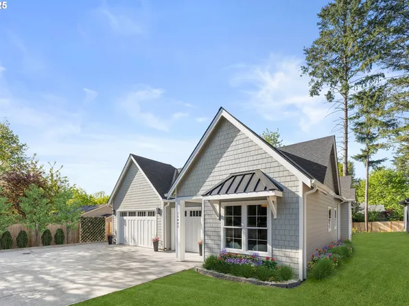 15007 Twin Fir Rd, Lake Oswego, OR 97035