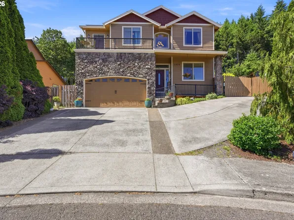 1935 E Forbes Ct, La Center, WA 98629