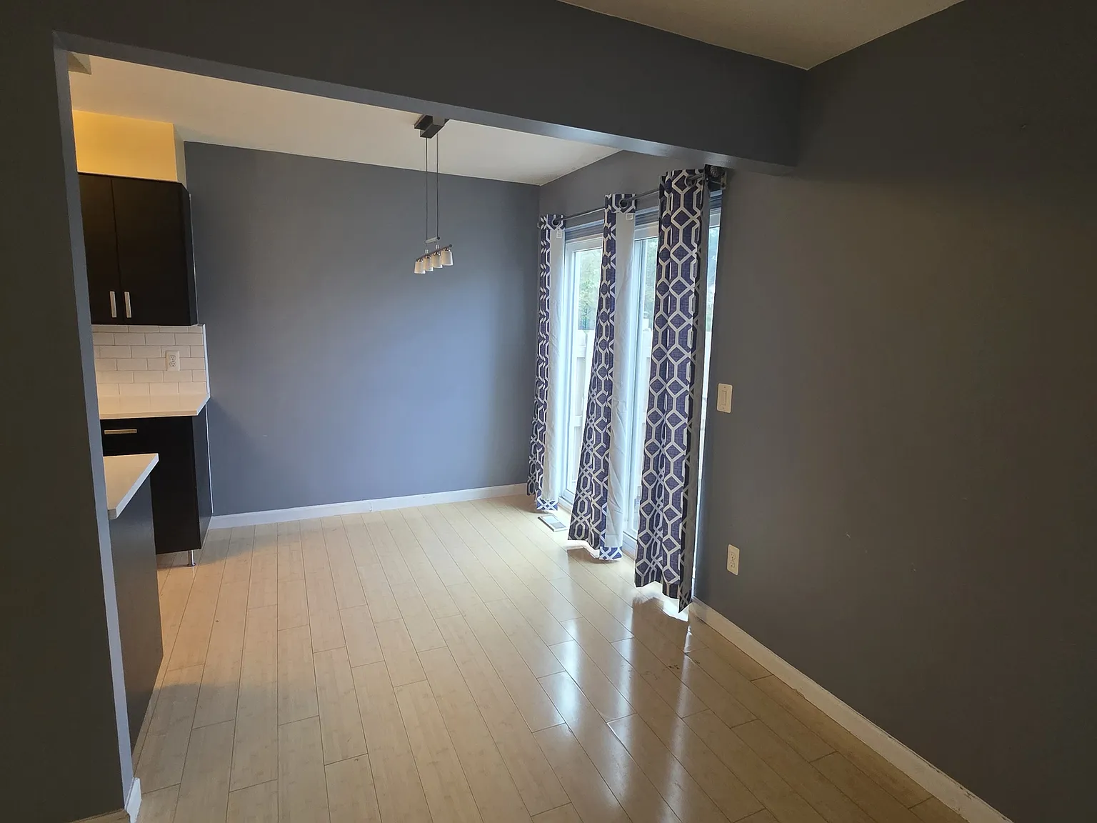 2 bed, 1.5 bath, 968 sqft, $1,700 — Photo 4