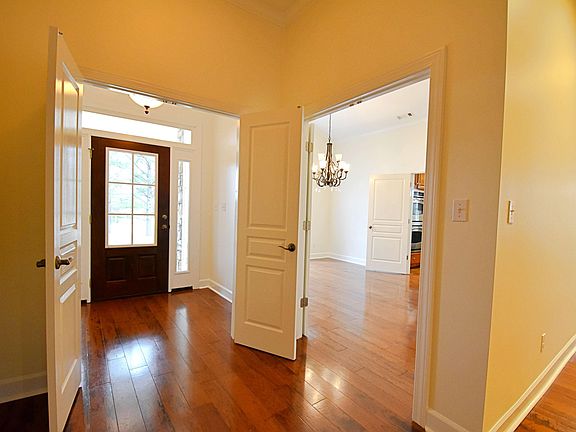 4th image of 119 High Point Dr