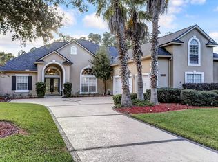 10355 Cypress Lakes Dr, Jacksonville, FL 32256