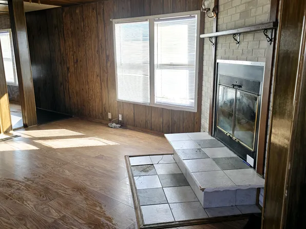 1718 Evans St, Sterling, CO 80751