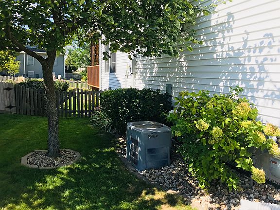 Fully landscaped yard 