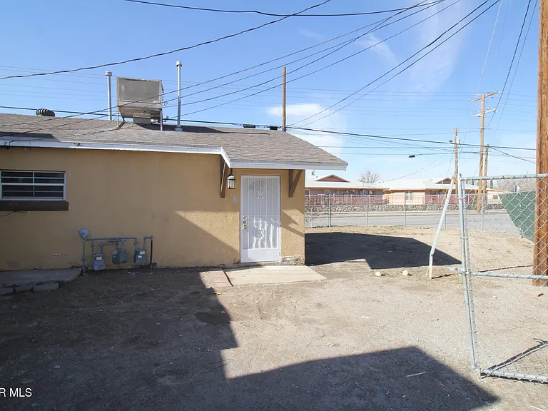 8903 Old County Road A #EL — Photo 33