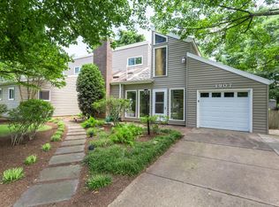 1907 Baton Dr, Vienna, VA 22182