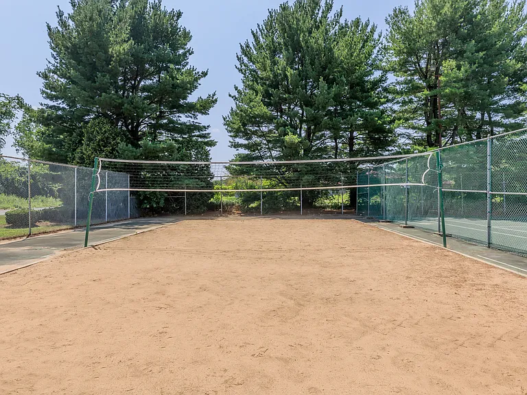 Woodcliff Estates — Photo 7