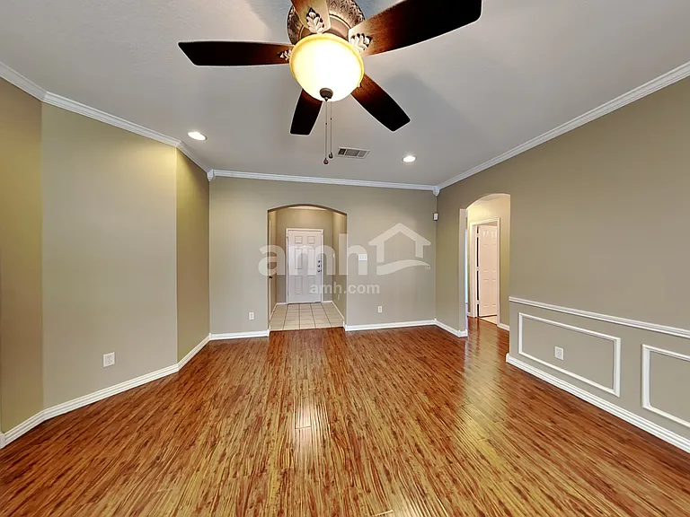 3445 Newgate St — Photo 7