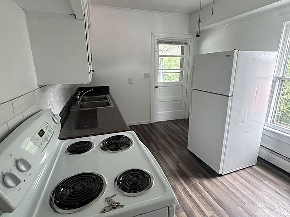 3rd image of 21 State St #2B