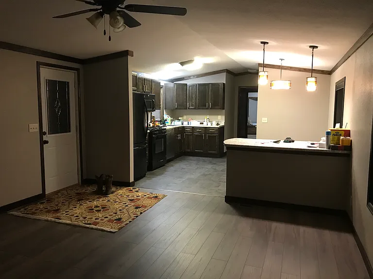 606 Flamingo Dr — Photo 3
