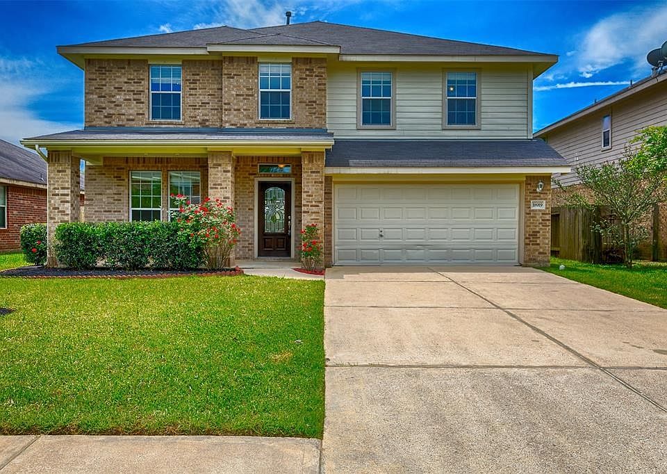 1st image of 18919 Squirrel Oaks Dr