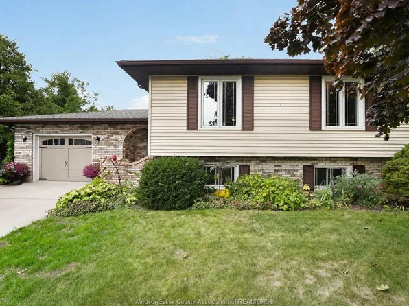 42 William Ave, Kingsville, ON N9Y 3T4