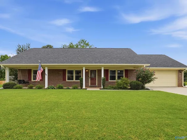 122 Wickstone Rd, Meridianville, AL 35759
