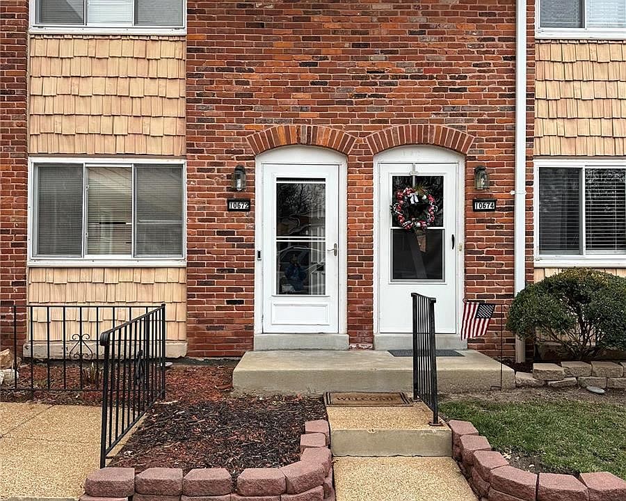 1st image of 10672 Carroll Wood Way