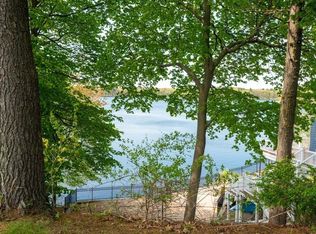 1 Suntaug St, Lynnfield, MA 01940