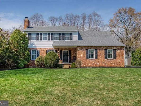 6 Briar Rd, Wilmington, DE 19803