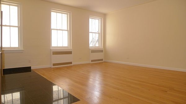 2nd image of 679 Greenwich St