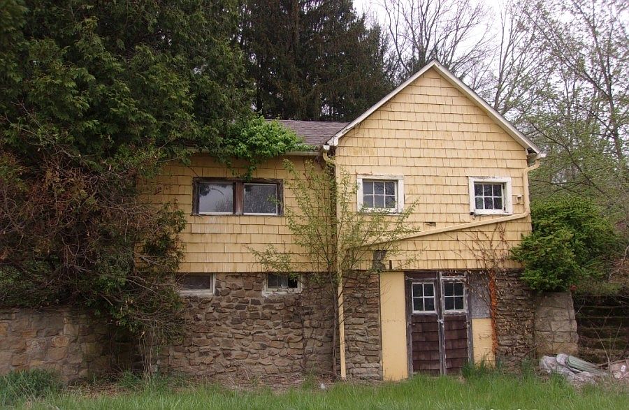 1st image of 10890 Friendship Dr