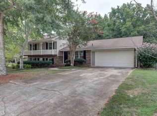 1063 Tony Valley Dr SE, Conyers, GA 30013