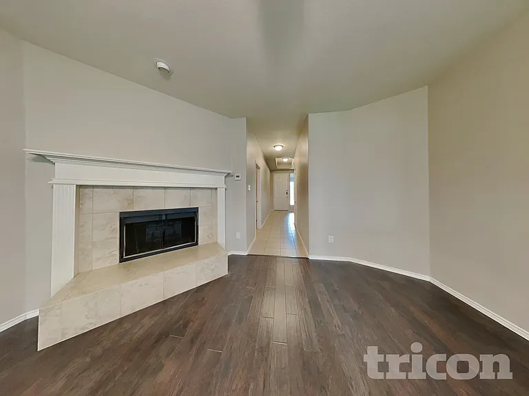 2536 Old Buck Dr — Photo 4