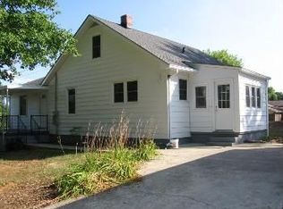 7649 Brooklyn Rd, Radford, VA 24141