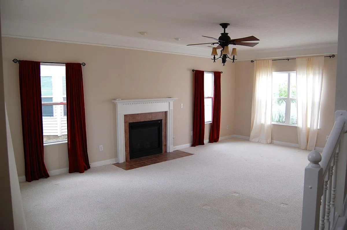 great room; gas fireplace - 7250 Hillmont Dr