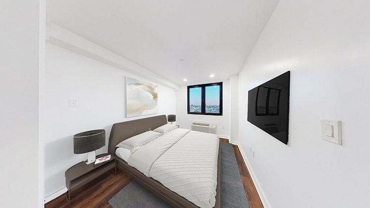 2nd image of 874 Willoughby Ave #704