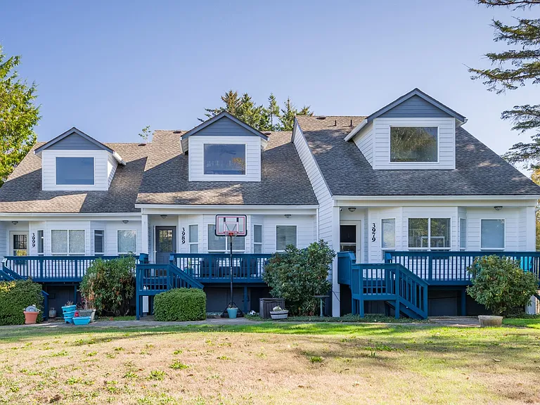 3979 NE Johns Ave — Photo 62
