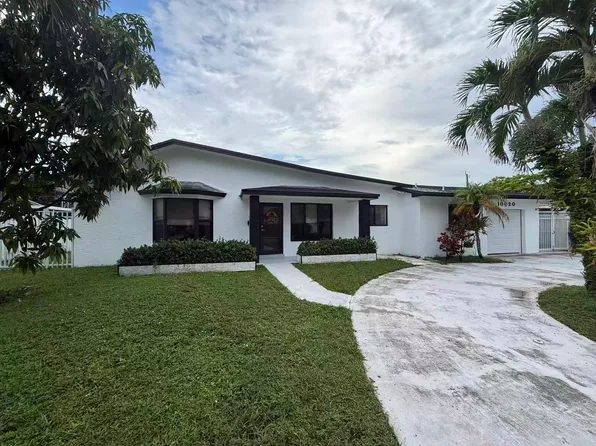 10020 SW 83rd St, Miami, FL 33173